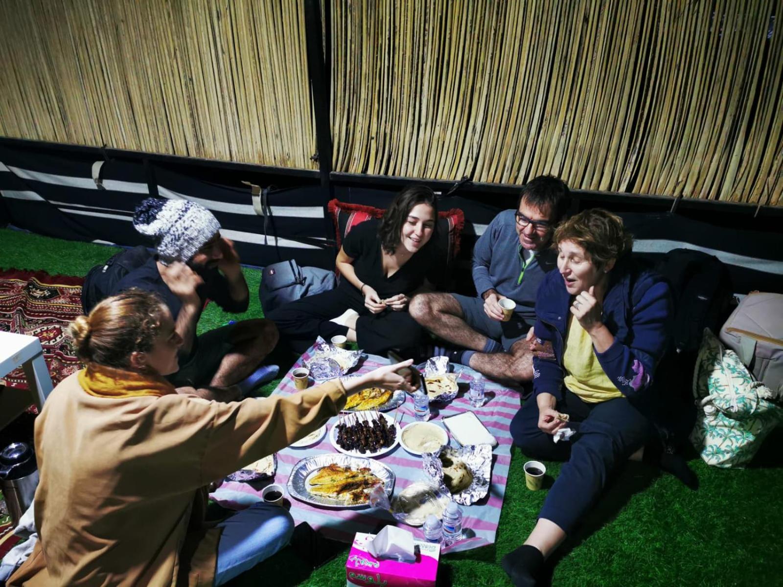 Bedouin Nights Camp 호텔 알 와실 객실 사진